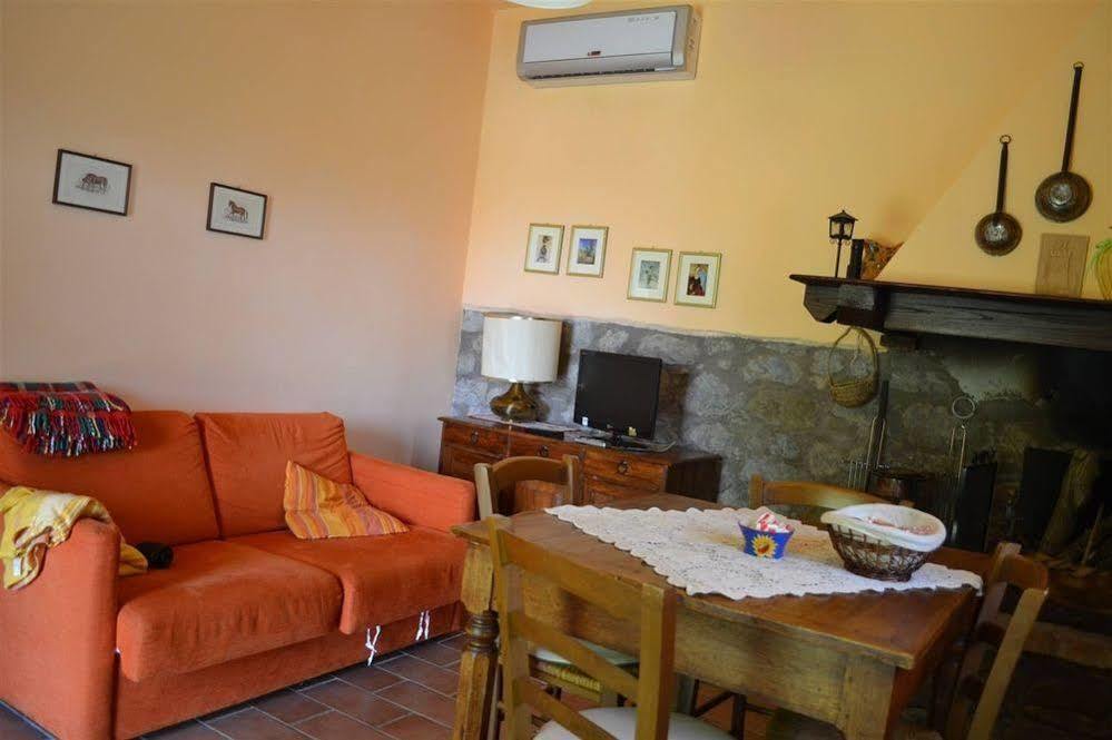 Agriturismo Le Spighe Proceno Exteriör bild